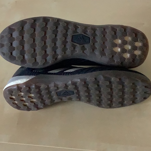 Unique Adidas men’s athletic shoes. Worn only a few times. Like new. - Picture 3 of 5